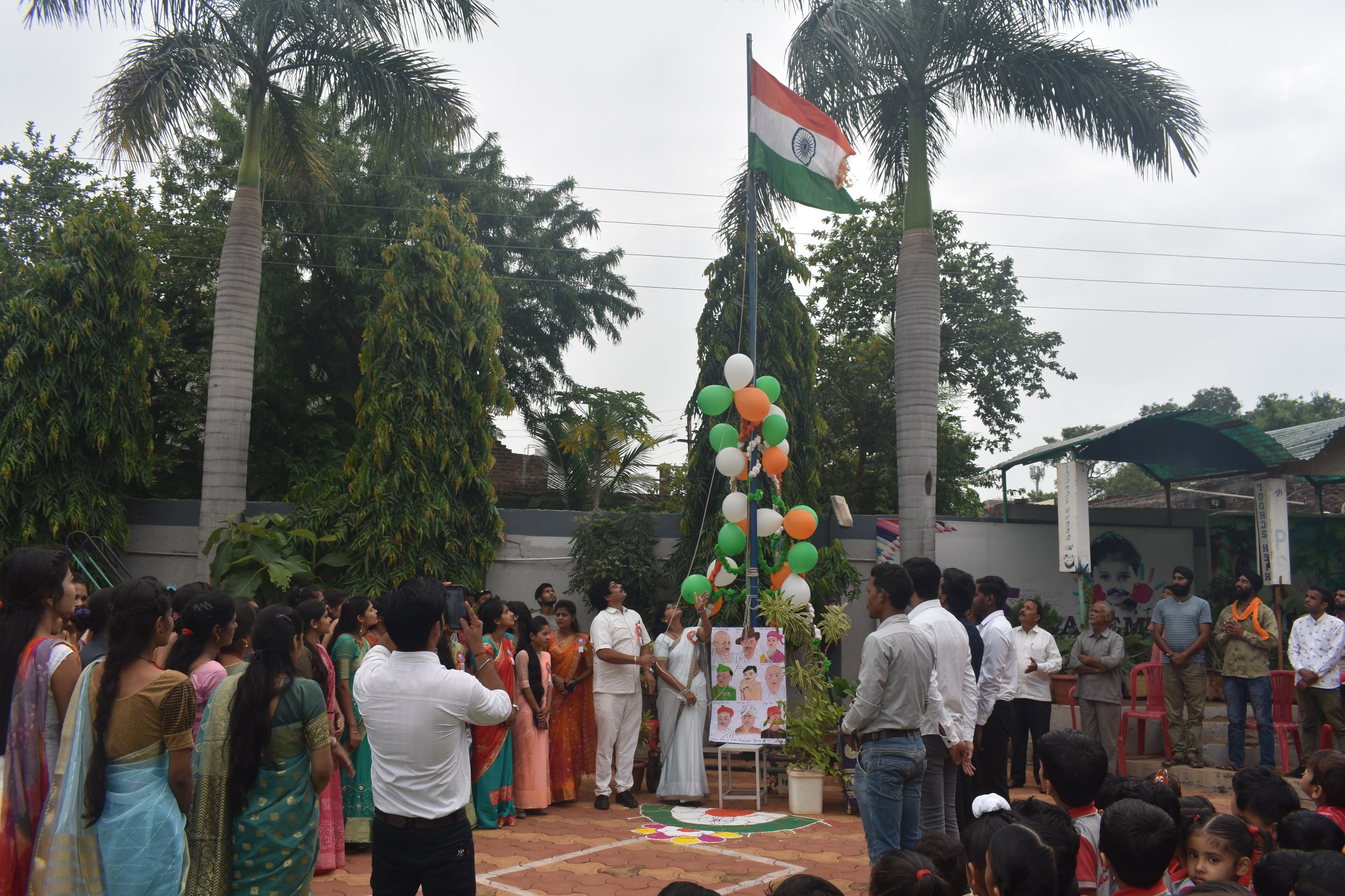 IPS School Academy, Isagarh celebrating Independance day