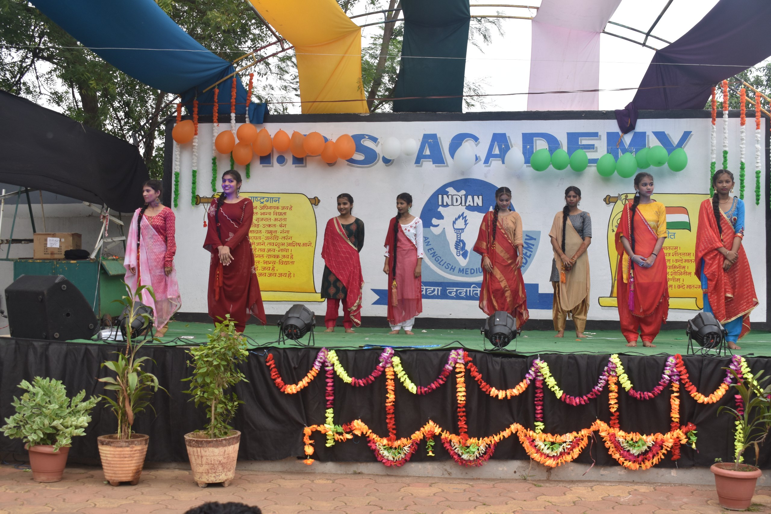 IPS School Academy, Isagarh celebrating Independance day